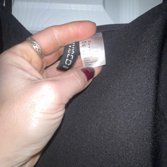 H&M Black mini dress with pleated details size 4 - Picture 8 of 8
